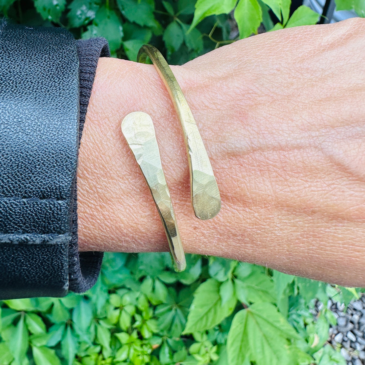 Brass Cuff spriral Bracelet